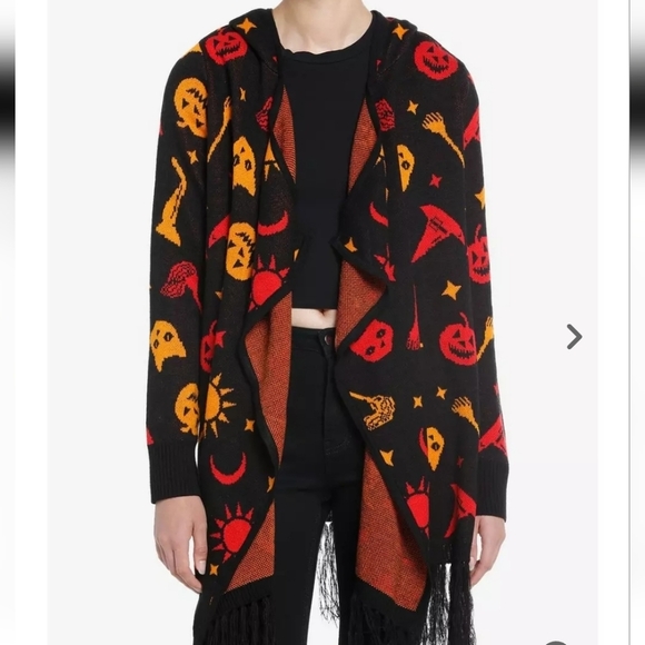 🆕️NWT Disney Hocus Pocus Dani Hooded Fringe Halloween Witch Cardigan Size Small - Picture 5 of 16